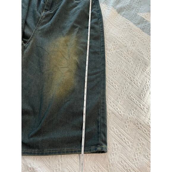 Supermade Distressed "Dirty" denim Shorts Streetwear XXL Grunge Skater - Picture 5 of 10